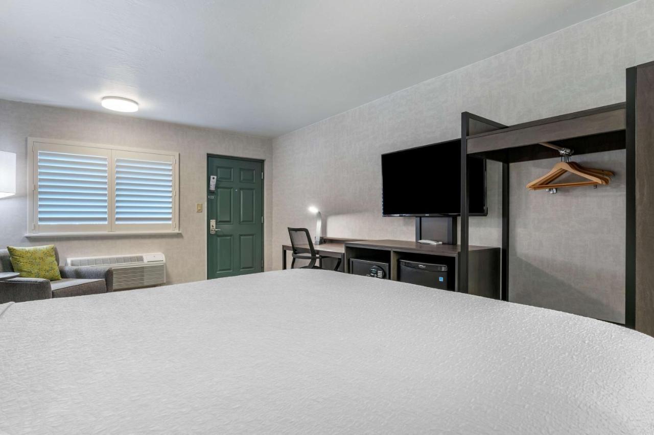 Best Western Plus Hilltop Inn Redding Zewnętrze zdjęcie