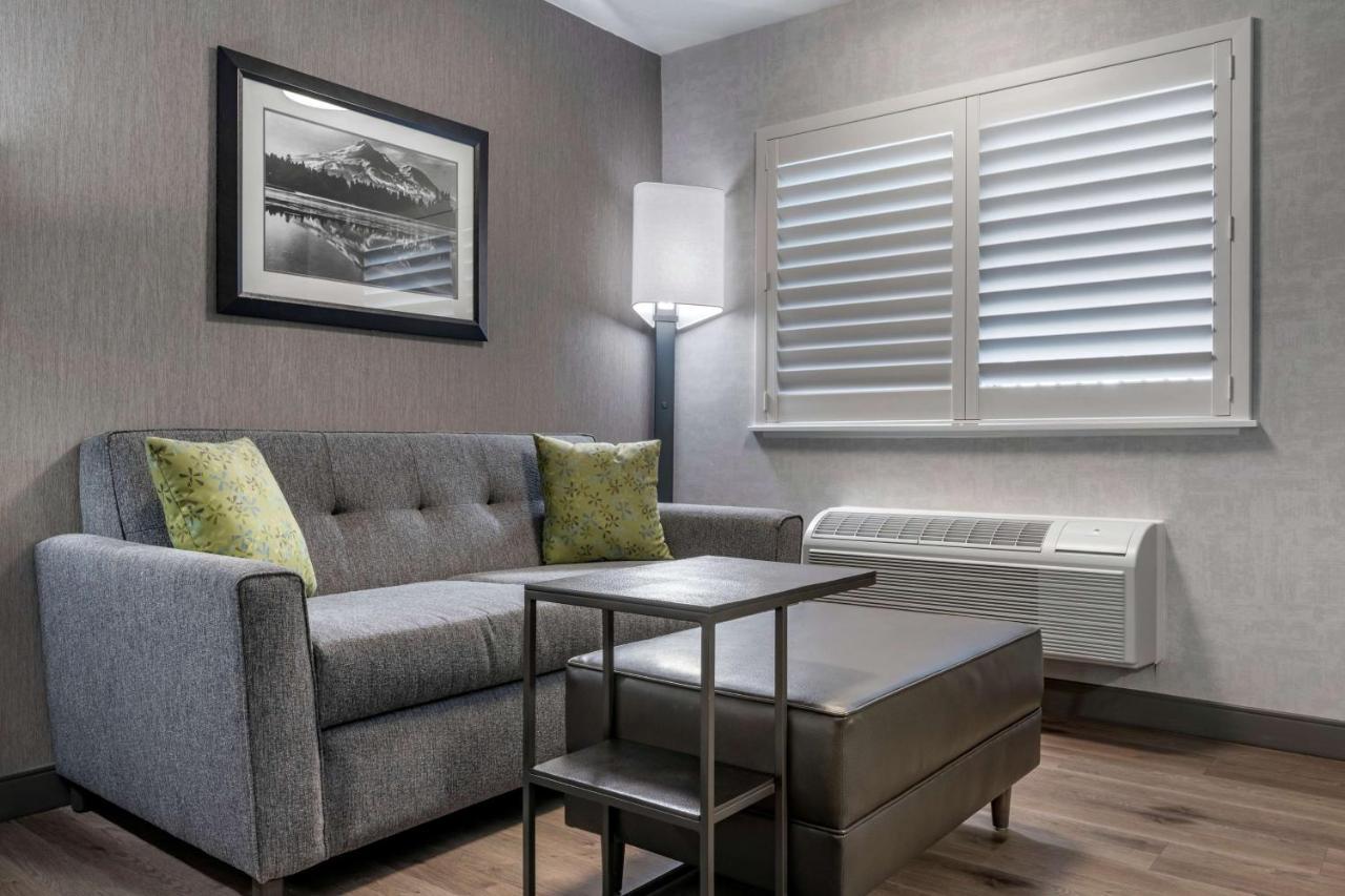Best Western Plus Hilltop Inn Redding Zewnętrze zdjęcie