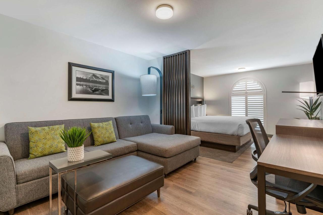 Best Western Plus Hilltop Inn Redding Zewnętrze zdjęcie