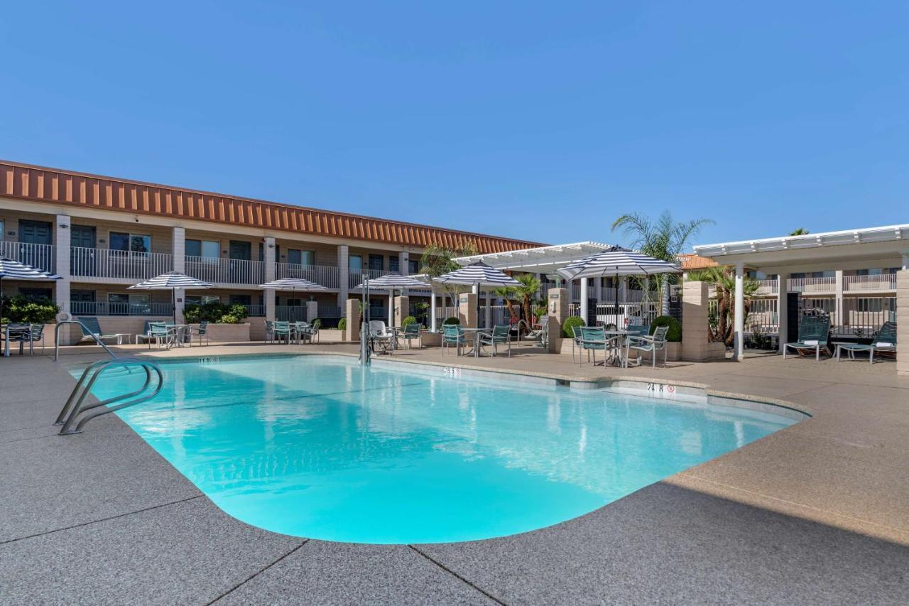 Best Western Plus Hilltop Inn Redding Zewnętrze zdjęcie