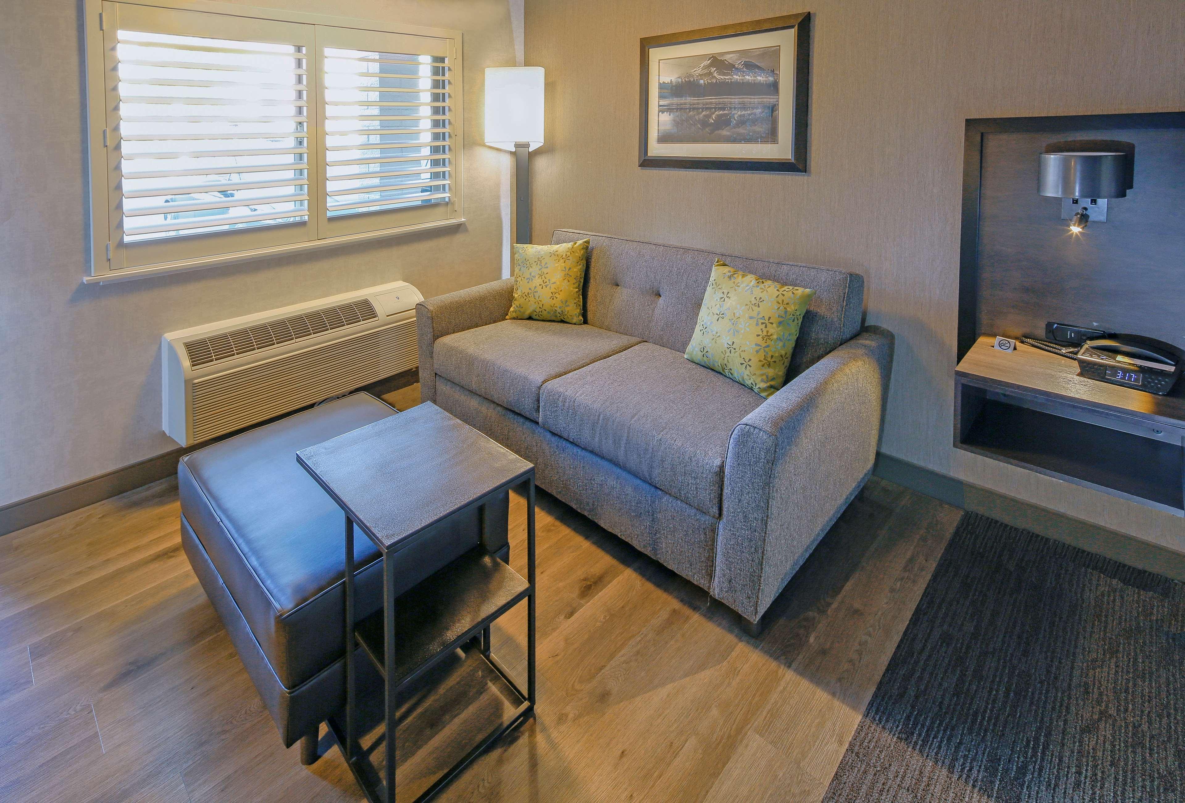 Best Western Plus Hilltop Inn Redding Zewnętrze zdjęcie