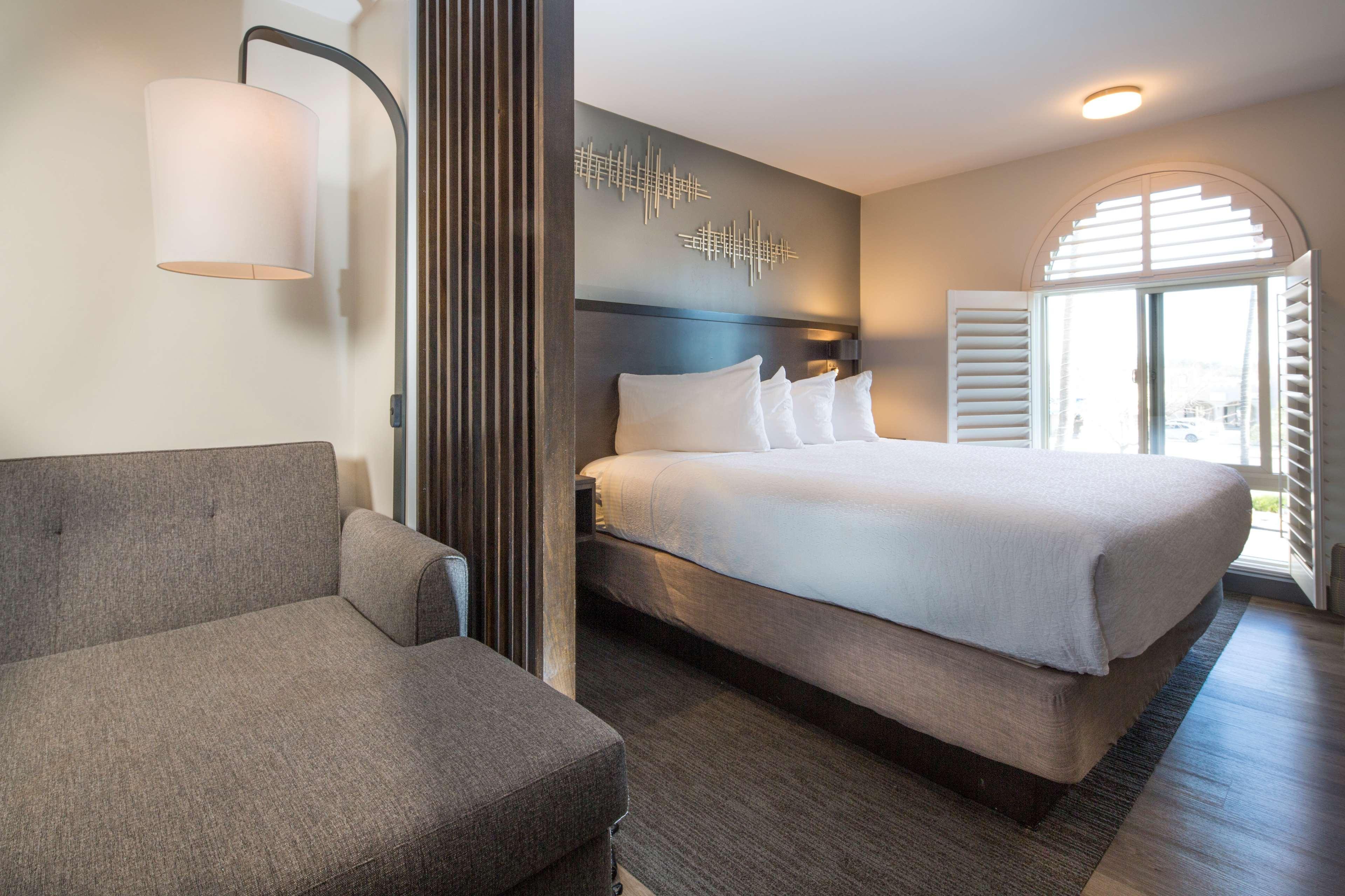 Best Western Plus Hilltop Inn Redding Zewnętrze zdjęcie