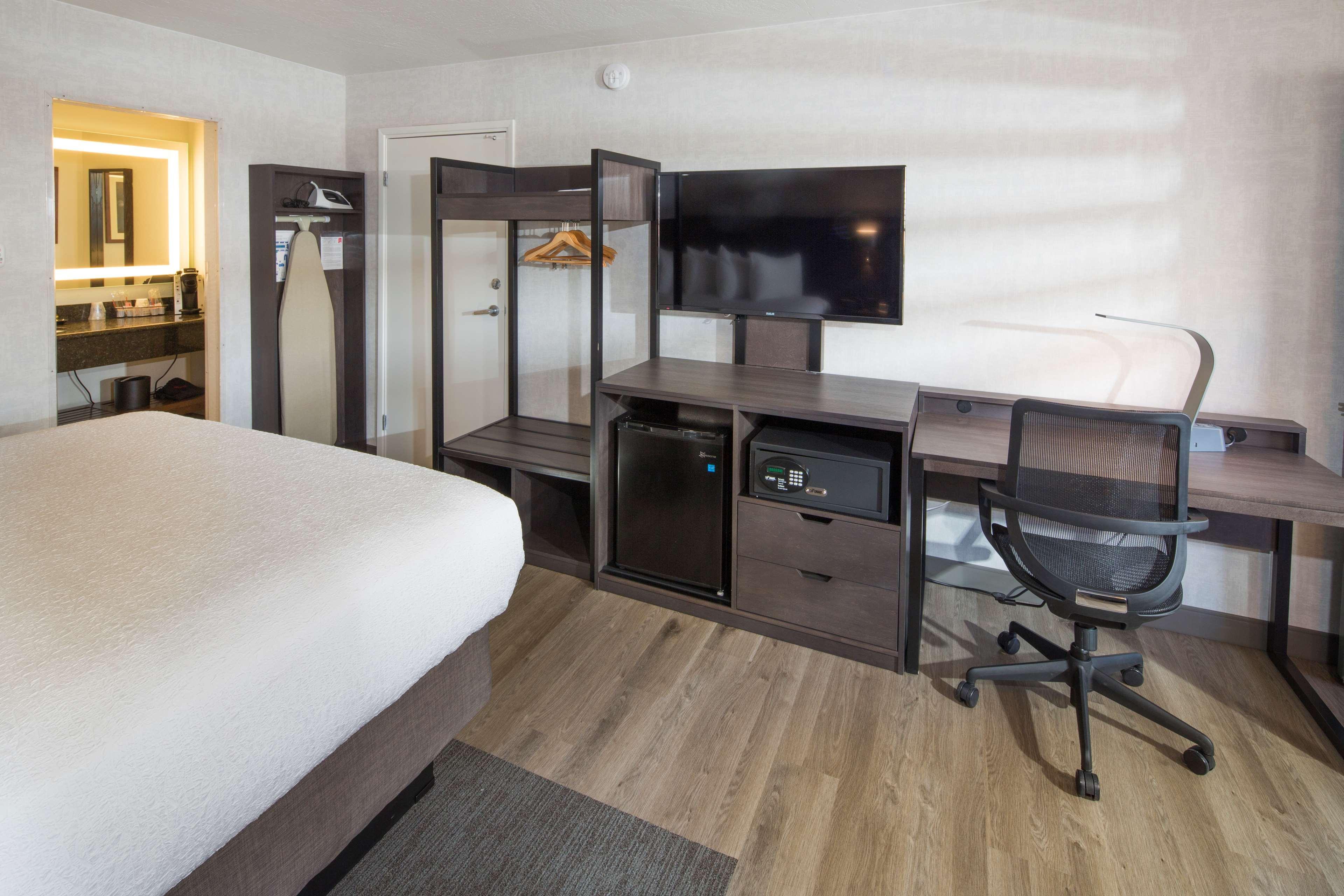 Best Western Plus Hilltop Inn Redding Zewnętrze zdjęcie